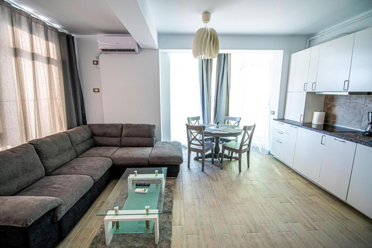 Apartament Katrina - Alezzi Beach - Sea View Năvodari المظهر الخارجي الصورة